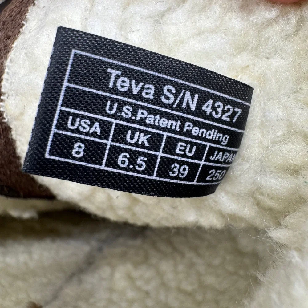 Teva Brown Leather Tall Boots Faux Shearling Lined Spider Rubber Sole Womens 8